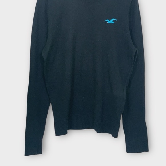 Hollister Navy Blue Crewneck Sweater - Picture 2 of 8